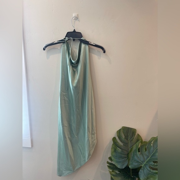 NWT Alice + Olivia Women Slip Dress Green Harmony Asymmetrical Deep Cowl Size 8 - Picture 5 of 8